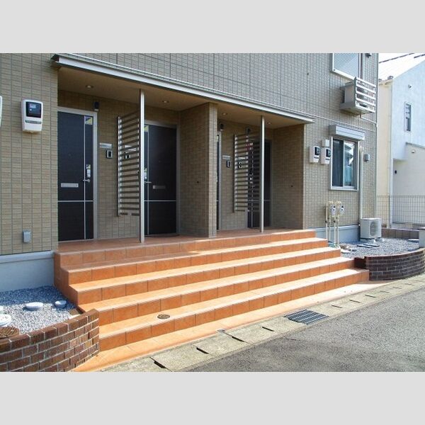 ブラオベーレ羽鳥野 エントランス