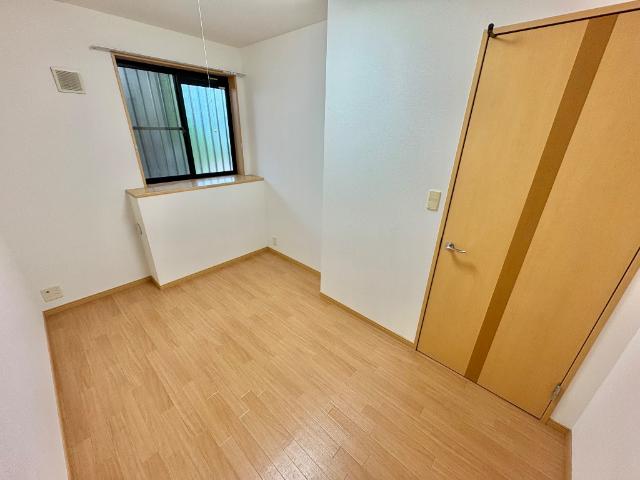 クレールスクエア 洋室