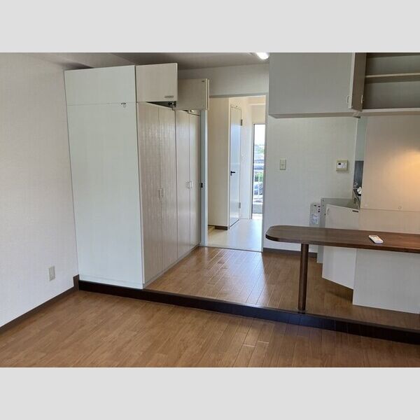 ハイムカメリア203号室 洋室