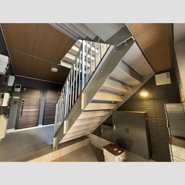 ソレール西久保 エントランス内