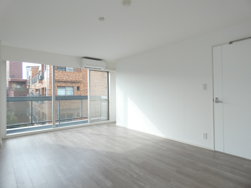 ベルセル南青山1階 同建物別部屋の参考画像