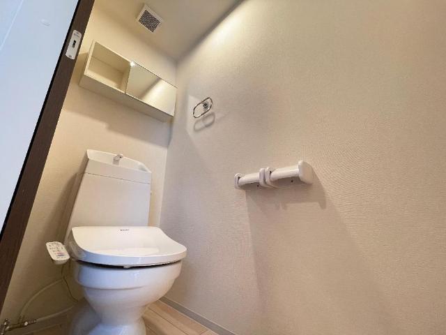 ガルデ寒川 シャワー付トイレ