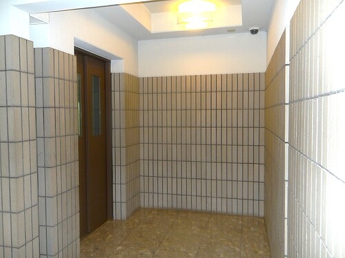 リヴィエルバーグ西大島3階 エレベーター　※2025年6月撮影