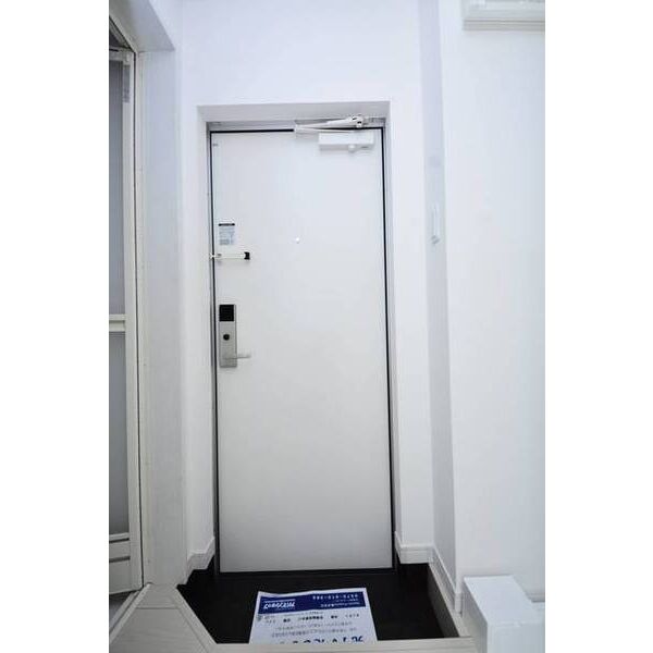 ポンデロッサ学芸大学 玄関