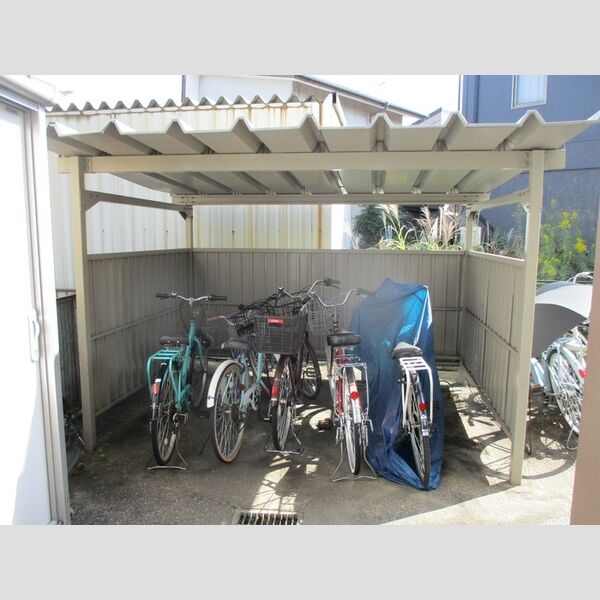 ハイツゆかり 駐輪場