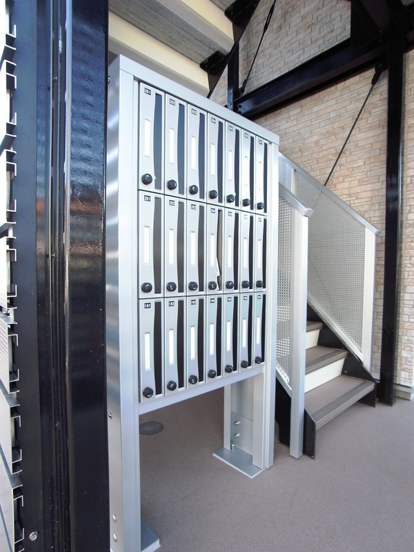 リブリ・クローリス2階 エントランス