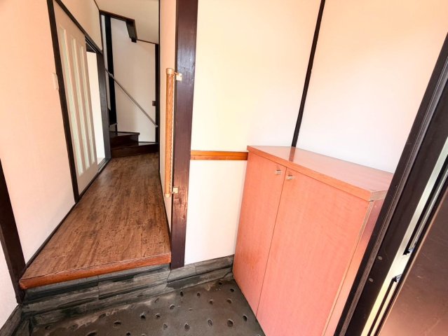 所沢市東新井町戸建 玄関スペース