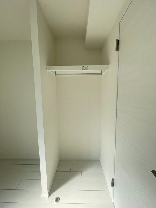 IL MEZZO DI TOKYO，TRE オープンクローゼット