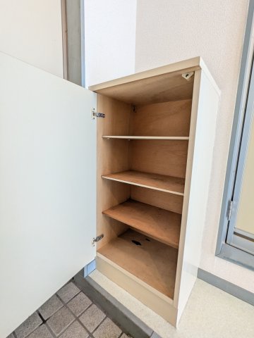ノーリーズン松戸0105号室 収納
