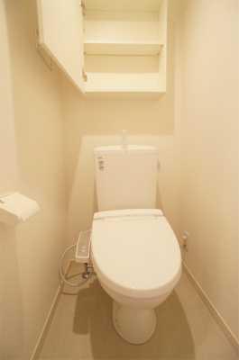 リブリ・クローリス長津田1階 トイレ