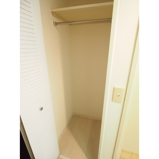 ライオンズマンション雪ヶ谷 内観