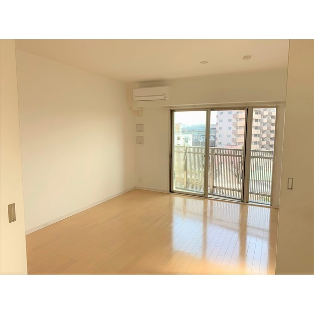 ルクレ足立0601号室 リビング