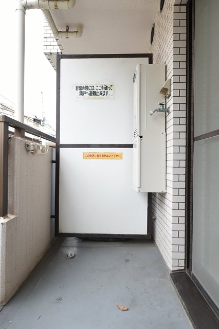 ハイタウン多摩川ナンバー2 バルコニー洗置