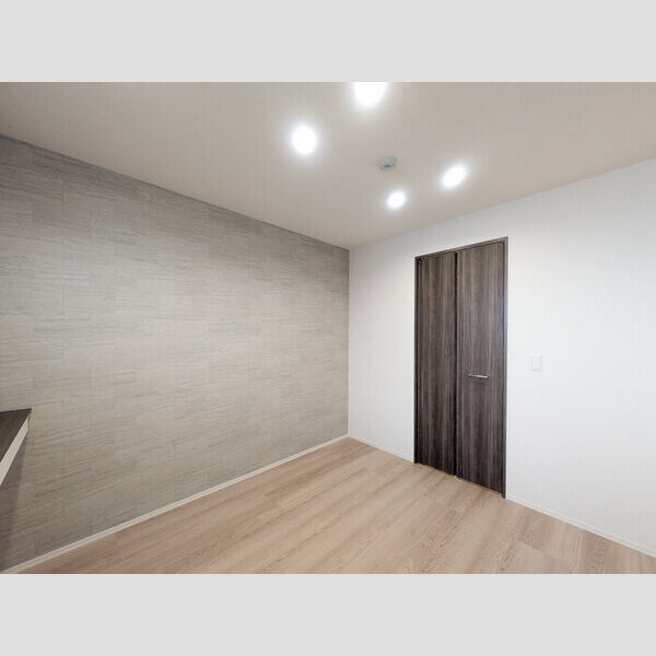 ノーブルヴィラ曙町205号室 洋室