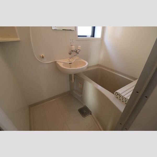 シャレー馬橋203号室 浴室