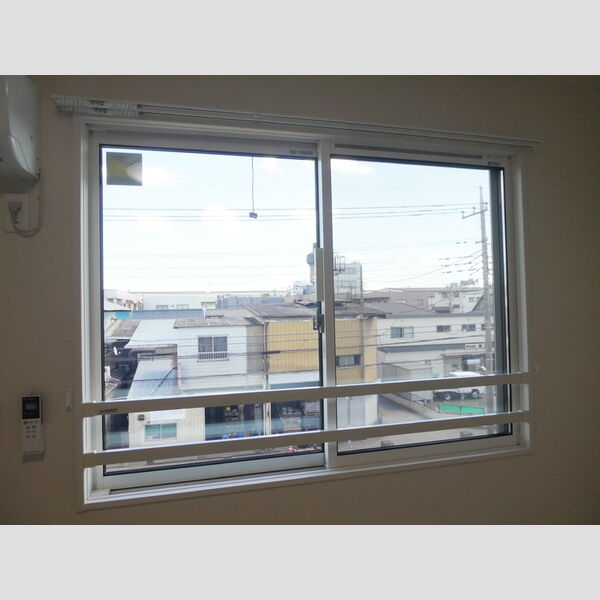 ベルクレスト302号室 LDK窓からの景色