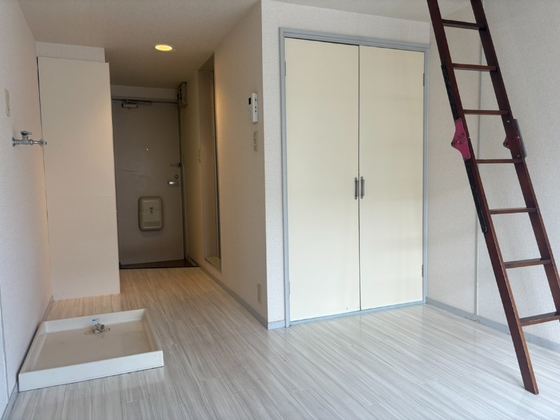 グレース南大沢B リビング