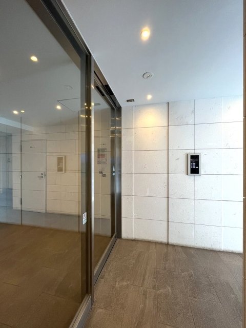 Ｌｉｖｅ　Ｃａｓａ両国Ⅱ6階 ロビー