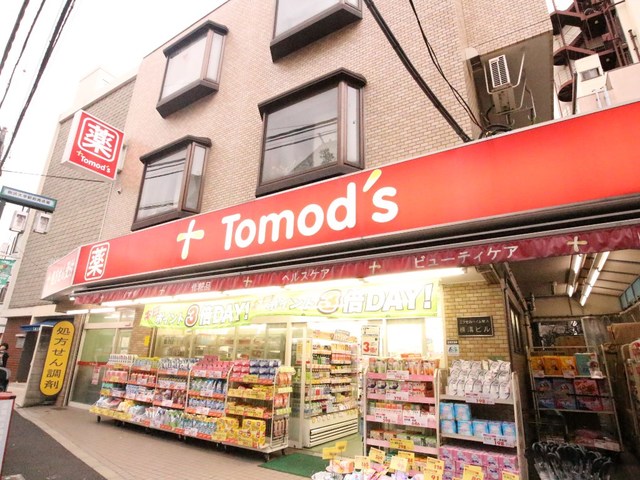 コンシェリア駒沢 ＴＨＥ ＲＥＳＩＤＥＮＣＥ5階 【ドラッグストア】トモズ 駒沢駅前店まで559ｍ