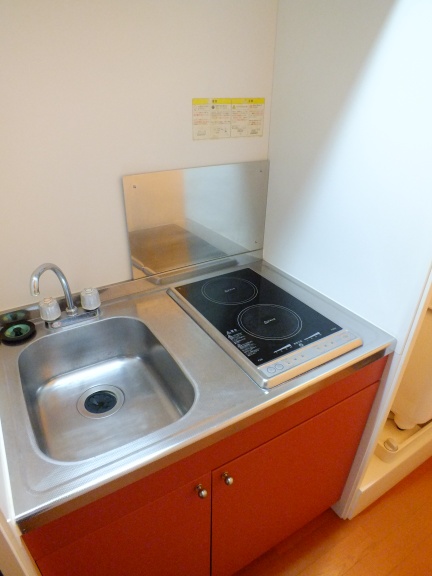 レオパレスサンフラウア 外観