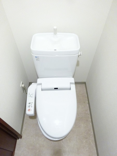 デュオ・スカーラ常盤台1004号室 トイレ