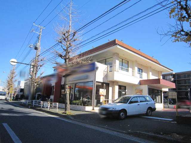 プルミエール港南 マクドナルド港南中央店まで646ｍ
