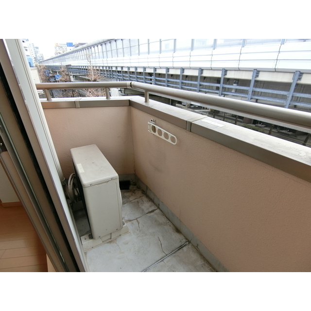 オリーブハウス 陽当たりの良いバルコニー