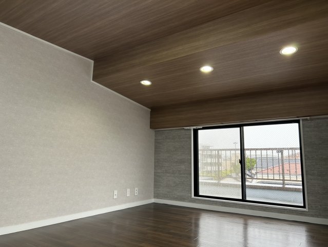 サンライズFMファーストマンション リビング