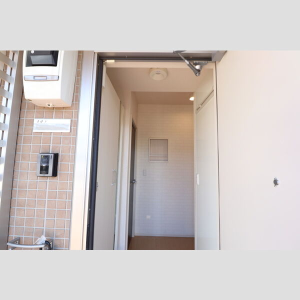 フェアリー 玄関