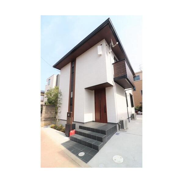 市川市香取1丁目戸建貸家 外観