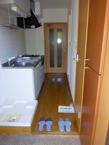 アレックス昱1階 玄関