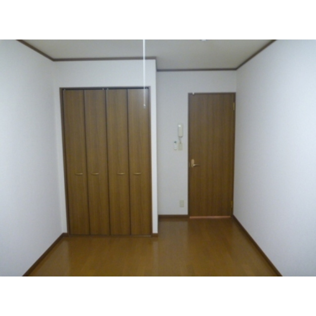 アムール TAKAHARA 内観