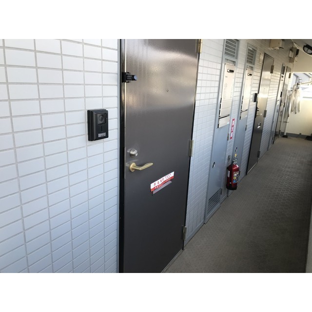 ドミトリー望星402号室 玄関