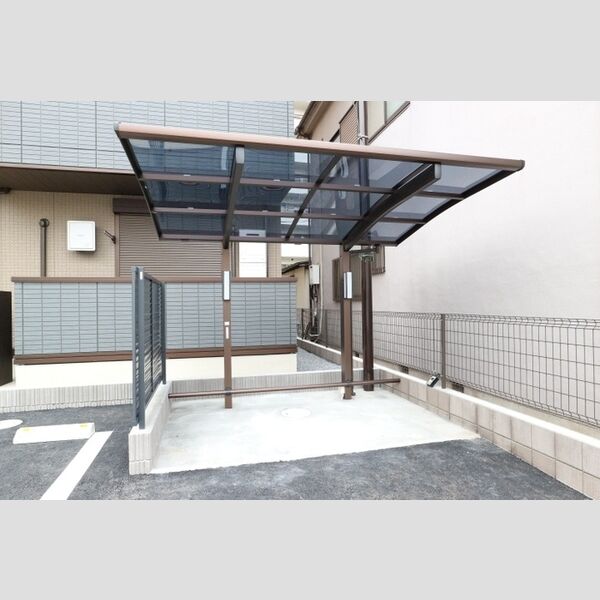 フェリスタ 駐輪場