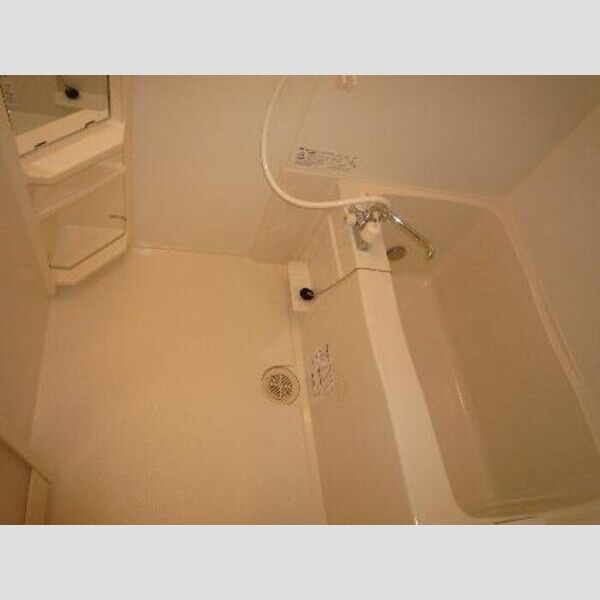 コート ロイヤル アネックス202号室 バス