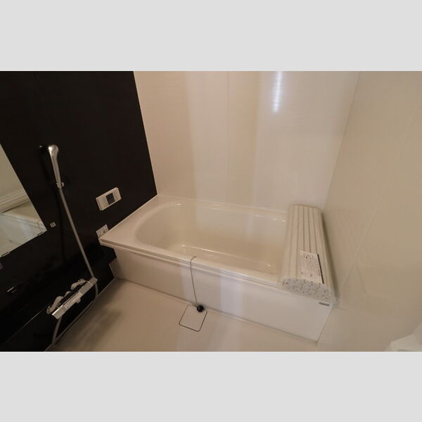 インペリアルヒルズ101号室 浴室