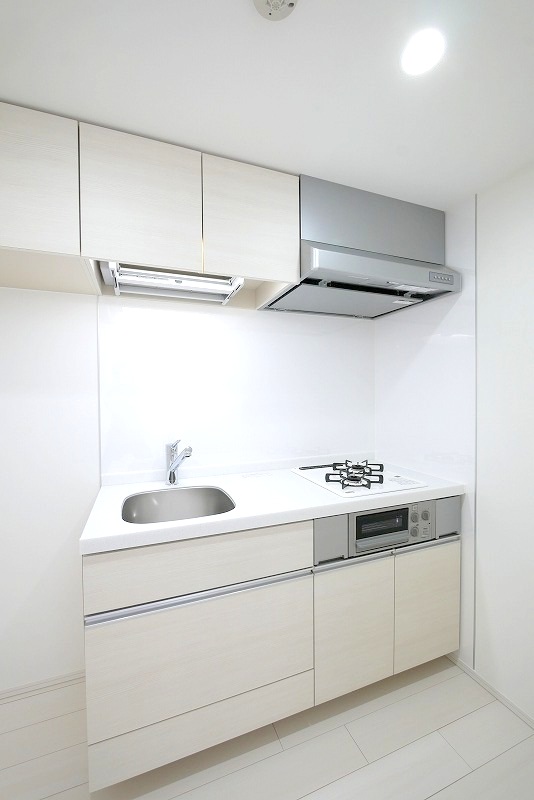 PREMIUM CUBE 新宿中井 内観