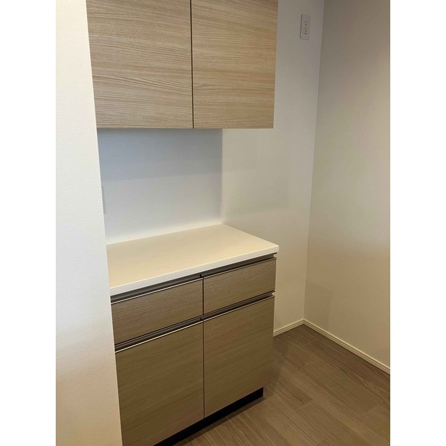 ザ・パークハビオ本所吾妻橋301号室 食器棚・2026年1月31日撮影