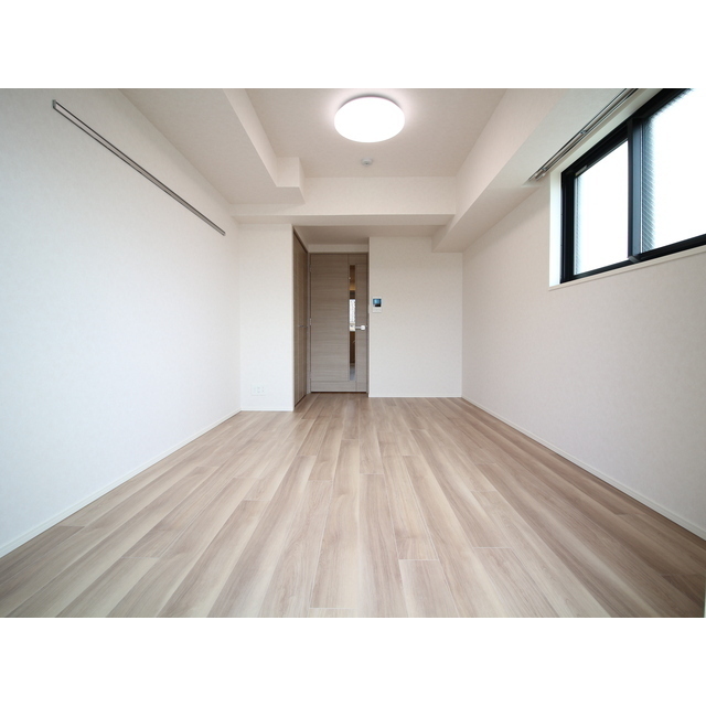 プレール・ドゥーク大山駅前 洋室約8.5帖