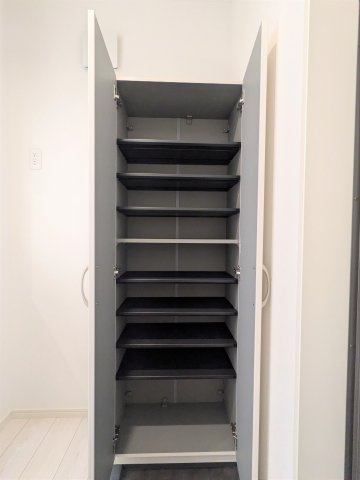 ウィンドテラスセカンド八広Ⅱ0201号室 収納