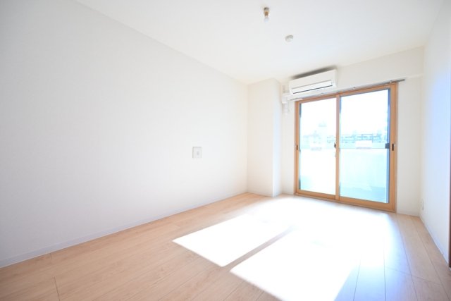 ＡｚａｌｅａＨｏｕｓｅ練馬10階 洋室2