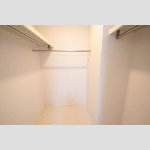 ルピナス302号室 収納