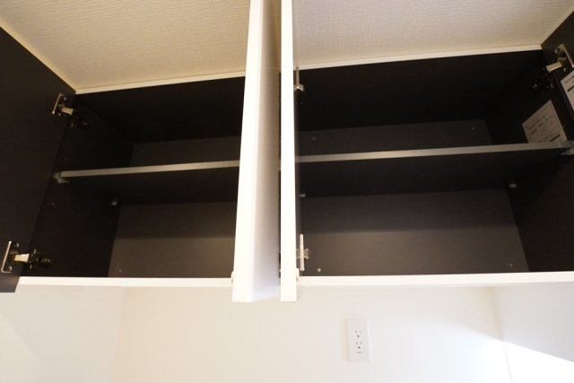 マーベラス鶯谷1階 収納
