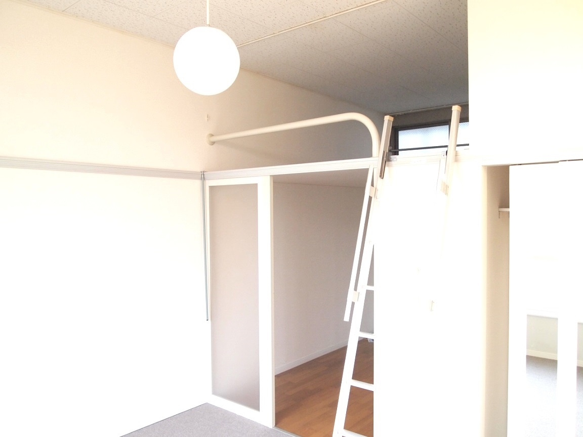 レオパレスプロシード２ リビング