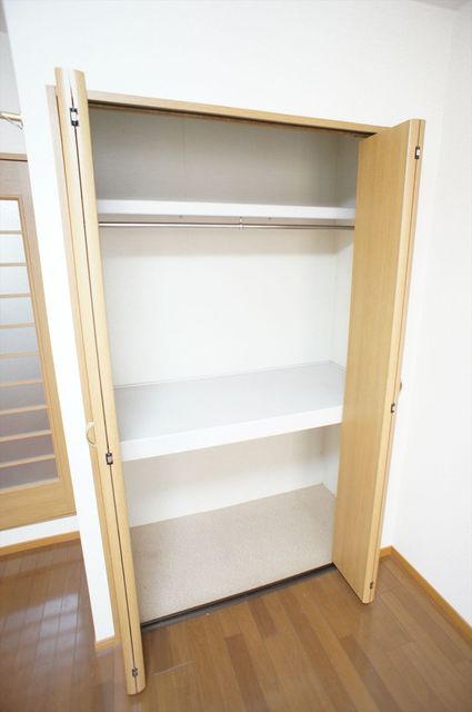 サワークレスト0102号室 収納