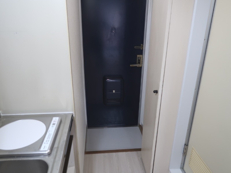 アートパレス浦和No.12階 玄関