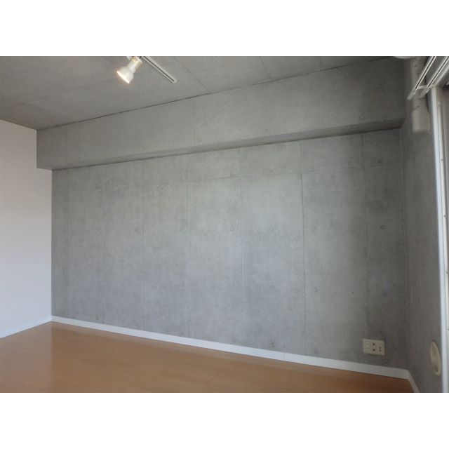 ショアーズ鵠沼フラット209号室 内観