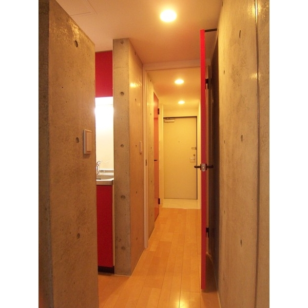 ZESTY春日町0103号室 内観