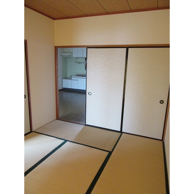 クリーンピア102号室 内観