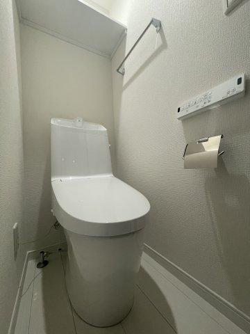 フラシア鶯谷0302号室 トイレ